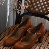 Bravina - Everyday Sandals with a Small Heel
