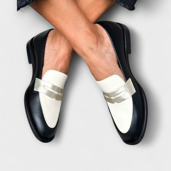 Kaamos - Elegantit mustat loaferit