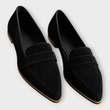 Elegant Loafers with Modern Design